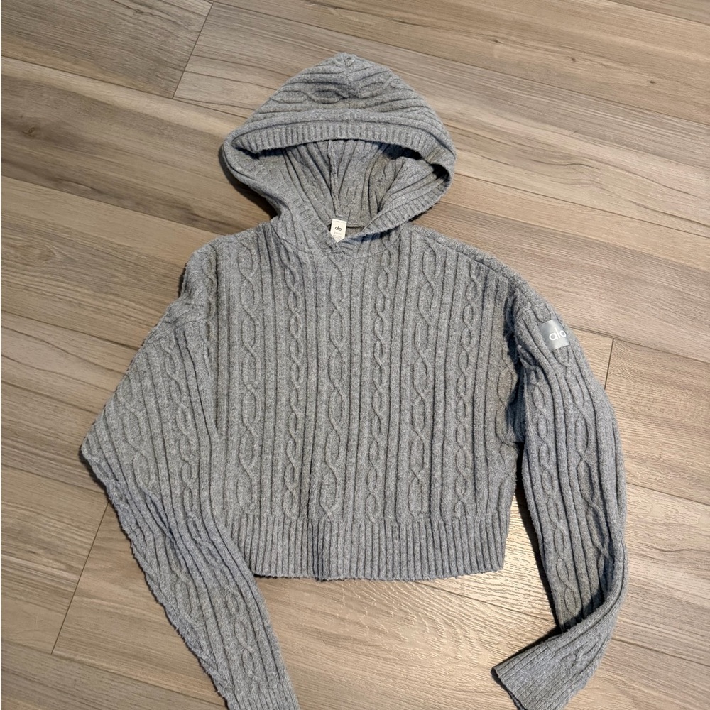 ALO Yoga Heather Gray Cable Knit Sweater